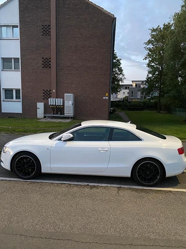 Gebraucht Audi A5 S-Line 245 PS (180 kW) 2012 Weiß Coupé