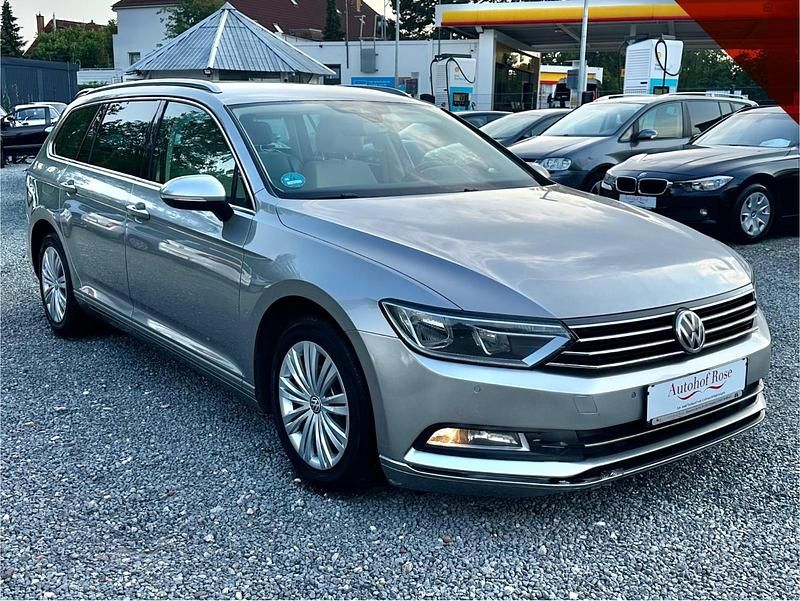 Grau Gebraucht 2015 VW Passat Kombi | 9.999 € (Teuer) - Bild 1/4