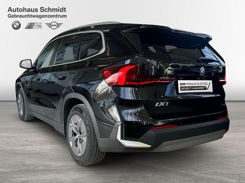 Gebraucht BMW iX1 Performance 225 kW (306 PS) 2023 Saphirschwarz SUV