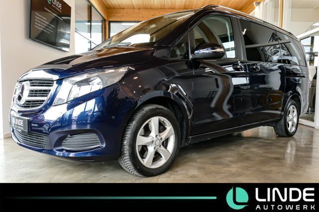 Cavansitblau metallic Gebraucht 2015 Mercedes V220 Van / Kleinbus | 33.900 € (Teuer) - Bild 1/4