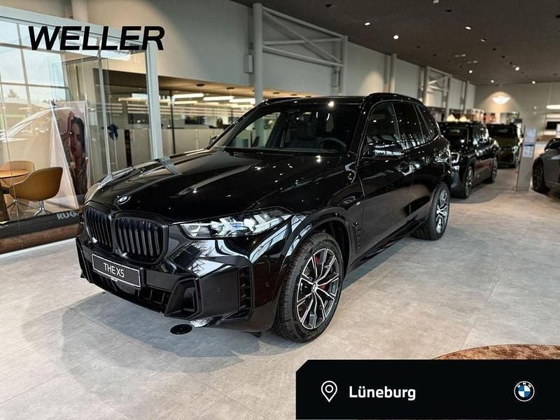 Saphirschwarz metallic (schwarz) Gebraucht 2024 BMW X5 Competition Edition SUV | 92.990 € (Teuer) - Bild 1/4