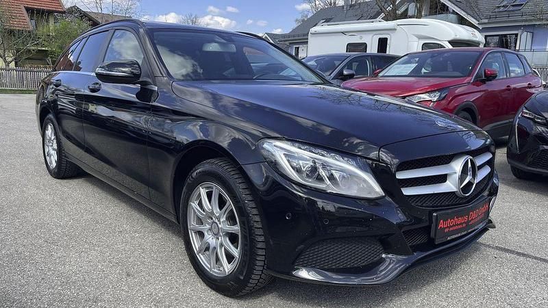 Gebraucht Mercedes C220 170 PS (125 kW) 2016 Schwarz Kombi