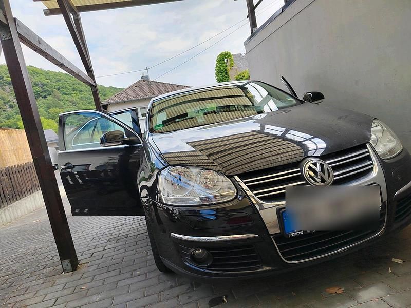 Schwarz Gebraucht 2006 VW Jetta Limousine | 3.600 € (Guter Preis) - Bild 1/4