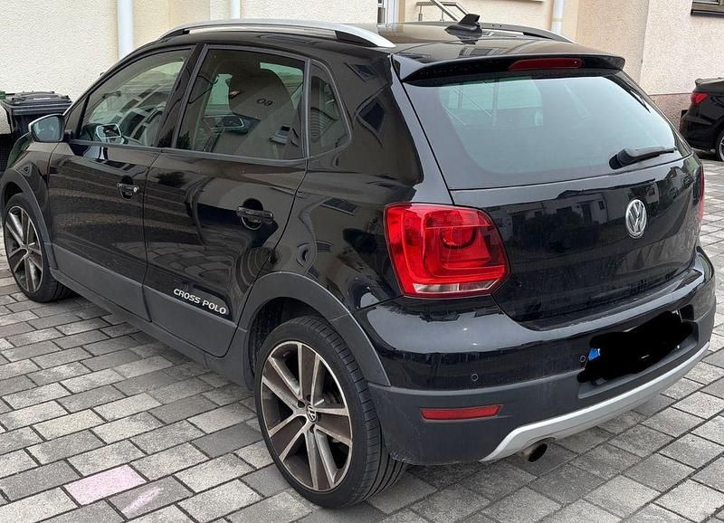 Gebraucht VW Polo Cross 105 PS (77 kW) 2011 Schwarz Kleinwagen