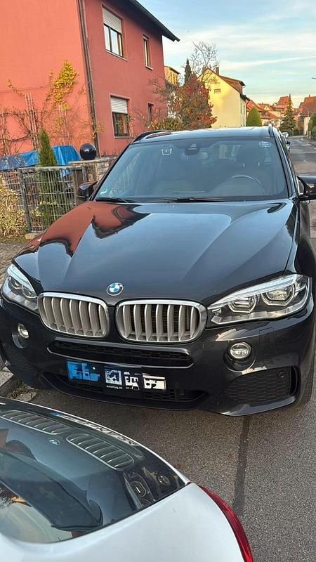Schwarz Gebraucht 2018 BMW X5 SUV | 29.000 € (Fairer Preis) - Bild 1/4
