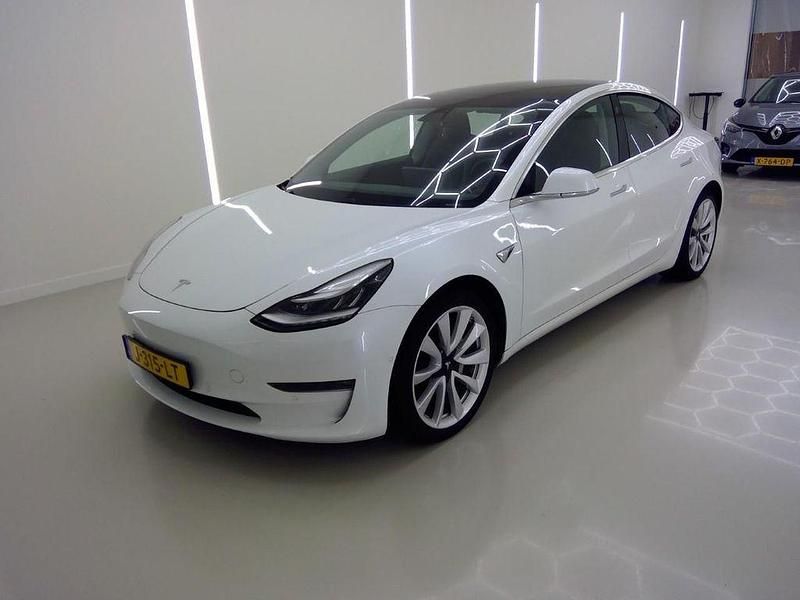 Weiß Gebraucht 2020 Tesla Model 3 Long Range AWD Limousine | 22.900 € (Fairer Preis) - Bild 1/4