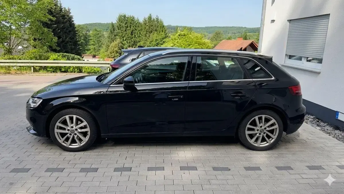 Gebraucht Audi A3 Design 150 PS (110 kW) 2018 Schwarz Limousine