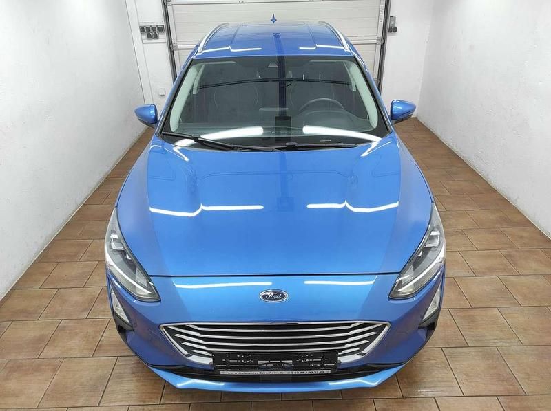 Gebraucht Ford Focus Titanium 125 PS (91 kW) 2020 Blau Kombi
