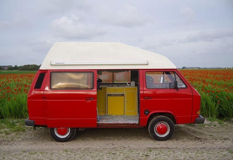 Gebraucht VW T3 69 PS (50 kW) 1990 Rot Van