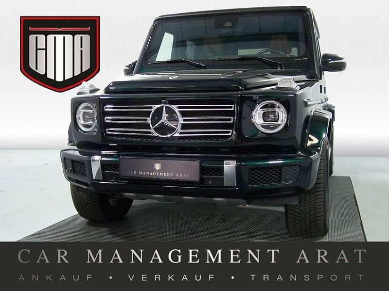 Gruen (metallic) Gebraucht 2022 Mercedes G400 AMG SUV | 129.940 € (Guter Preis) - Bild 1/4