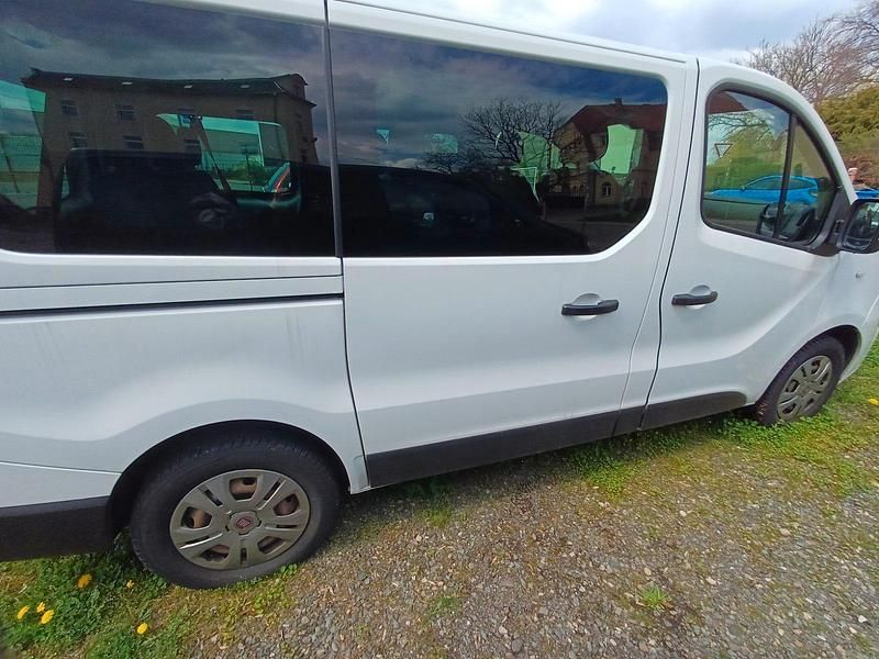 Gebraucht Fiat Talento 125 PS (91 kW) 2017 Weiß Van / Kleinbus