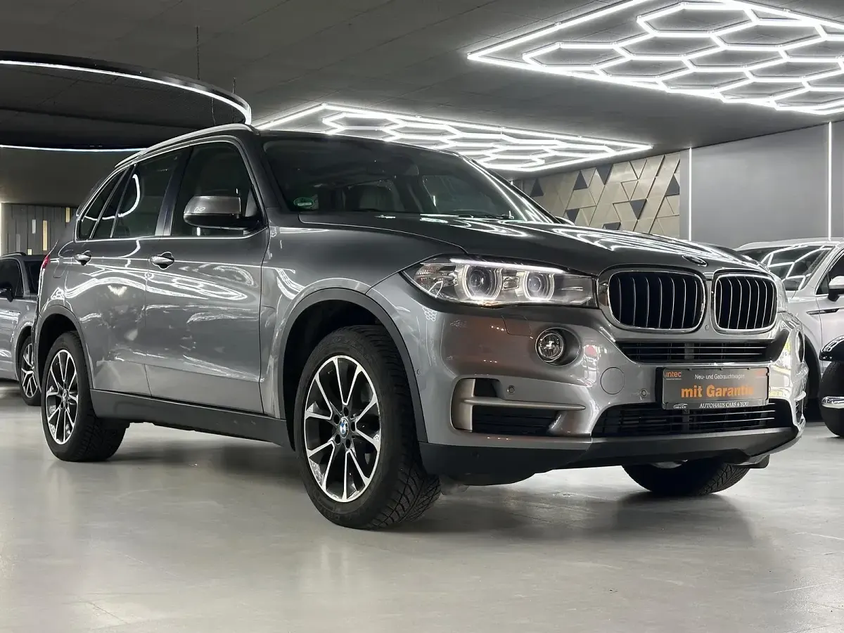 Gebraucht BMW X5 Sport Line 258 PS (189 kW) 2016 Spacegrau metallic SUV