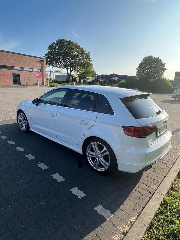 Gebraucht Audi A3 Comfort 179 PS (131 kW) 2014 Weiß Kombi