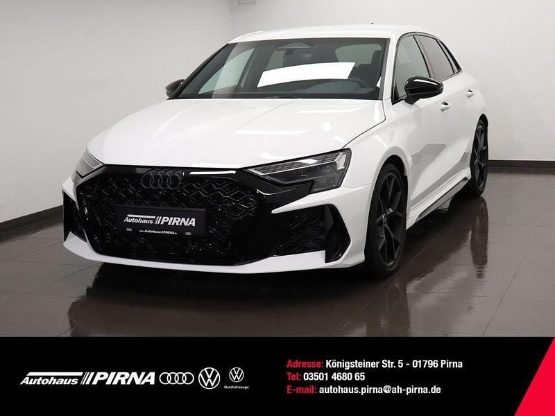 Weiß Neu 2025 Audi RS3 Sportback Sport Kleinwagen | 66.500 € (Superpreis) - Bild 1/4