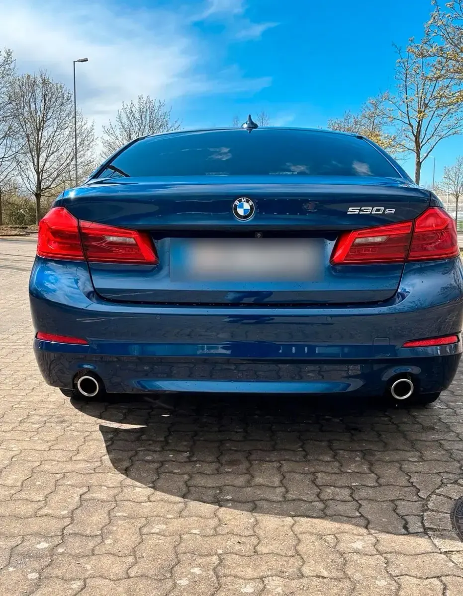 Gebraucht BMW 530e iPerformance 256 PS (188 kW) 2018 Blau Limousine