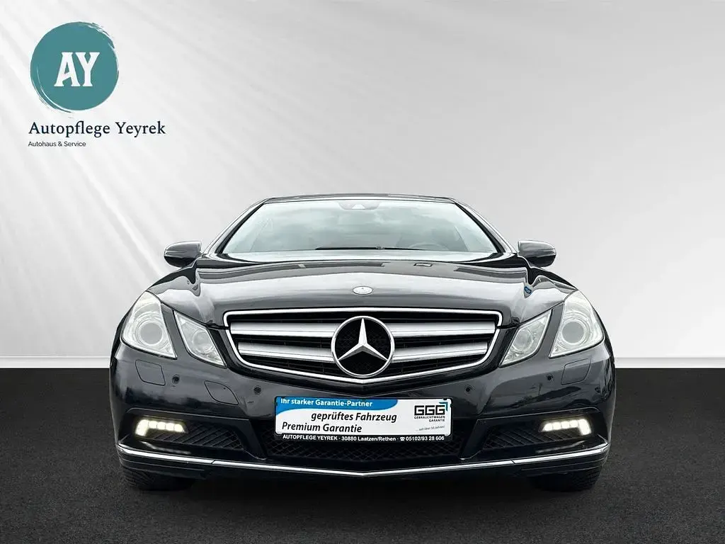 Gebraucht Mercedes E350 231 PS (169 kW) 2009 Schwarz Coupé