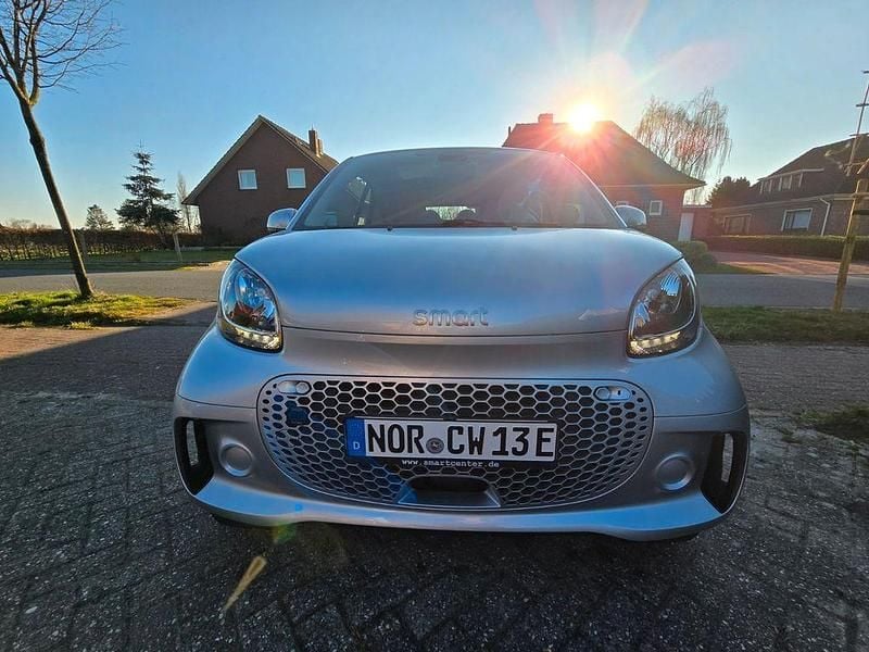 Silber Gebraucht 2020 Smart ForTwo Electric Drive Cabrio | 9.000 € (Superpreis) - Bild 1/4