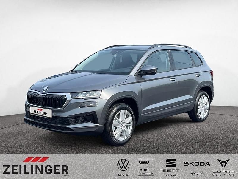 Grau Gebraucht 2025 Skoda Karoq Selection SUV | 31.945 € (Superpreis) - Bild 1/4