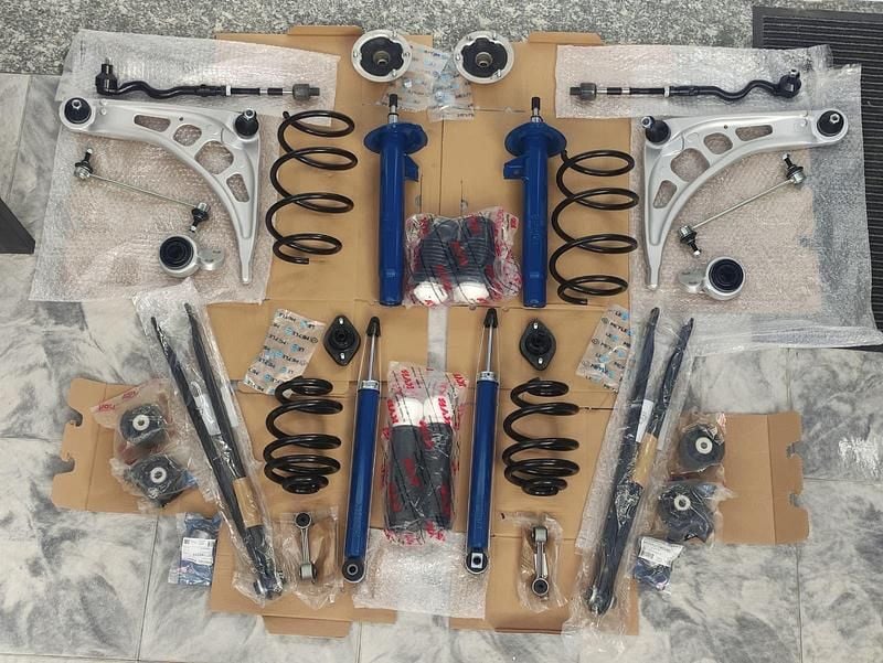 Gebraucht BMW 320 150 PS (110 kW) 2004 Silber Kombi