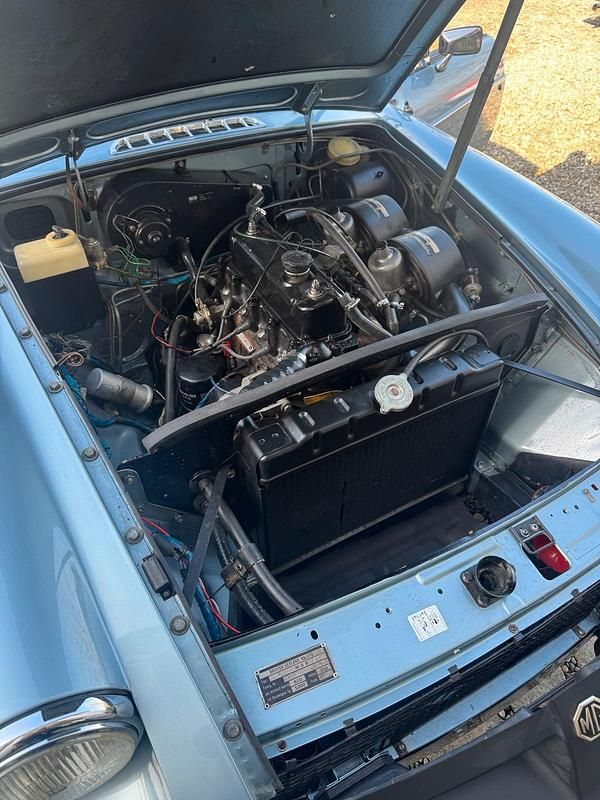 Gebraucht MG B 90 PS (66 kW) 1976 Blau Cabrio