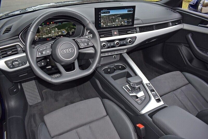 Gebraucht Audi A5 Cabriolet Advanced Plus 150 PS (110 kW) 2024 Navarrablau metallic Cabrio