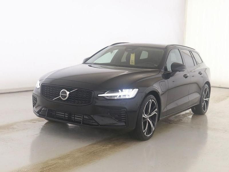 Schwarz Gebraucht 2025 Volvo V60 Plus Kombi | 44.890 € (Fairer Preis) - Bild 1/4