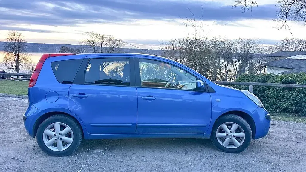 Second-hand Nissan Note Acenta 110 CP (80 kW) 2006 Albastru Hatchback
