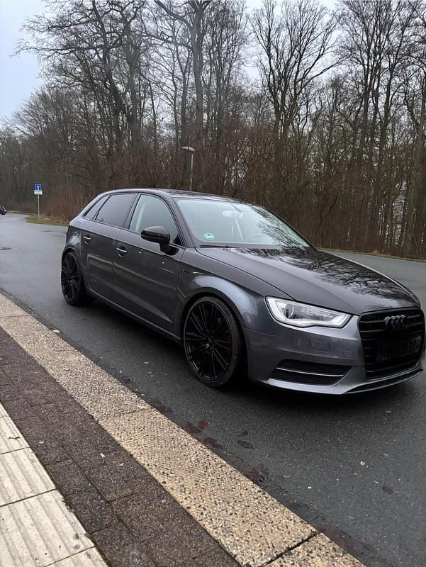 Gebraucht Audi A3 179 PS (131 kW) 2013 Grau Limousine