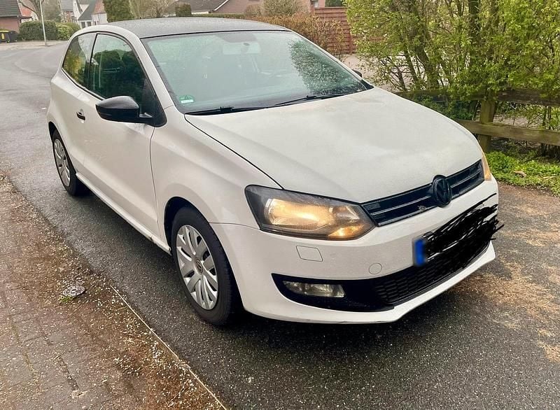 Gebraucht VW Polo 90 PS (66 kW) 2010 Weiß Kleinwagen
