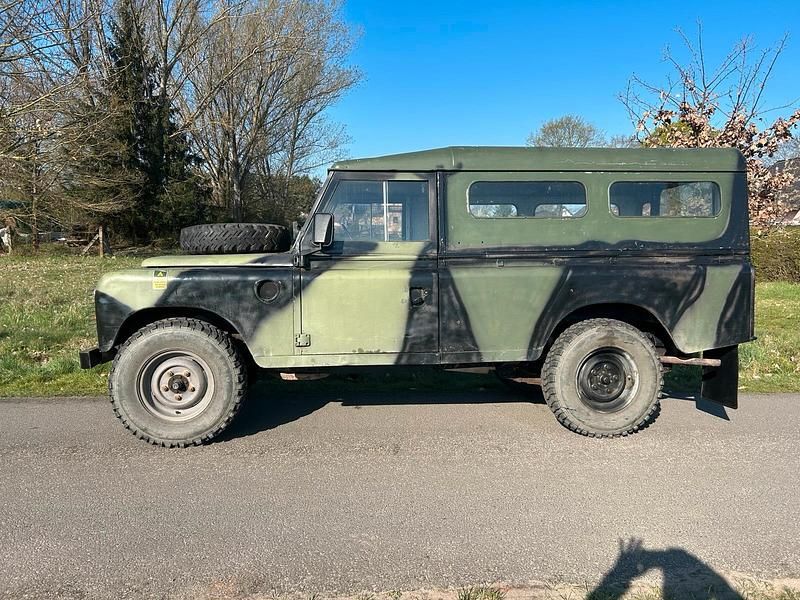Gebraucht Land Rover 3 69 PS (50 kW) 1981 Grün SUV