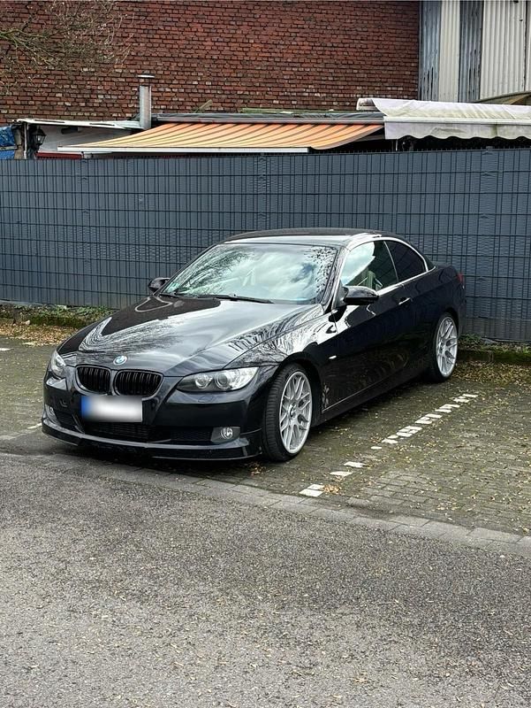 Gebraucht BMW 325 Cabriolet 197 PS (144 kW) 2008 Schwarz Cabrio