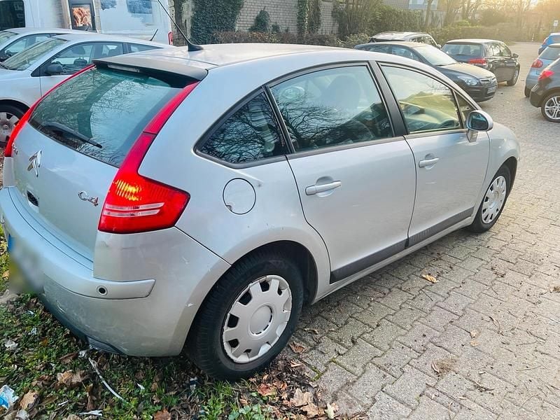 Gebraucht Citroën C4 131 PS (96 kW) 2005 Silber Limousine