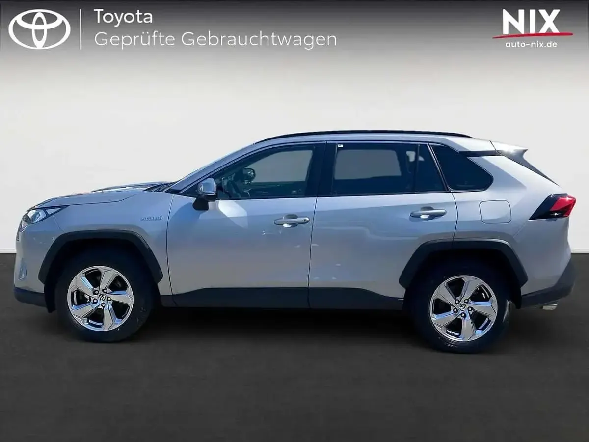 Gebraucht Toyota RAV4 Hybrid Plus 222 PS (163 kW) 2020 Lichtsilber metallic SUV