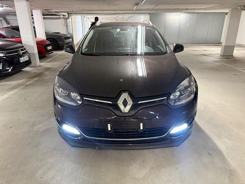 Gebraucht Renault Mégane III Bose Edition 131 PS (96 kW) 2016 Braun Limousine