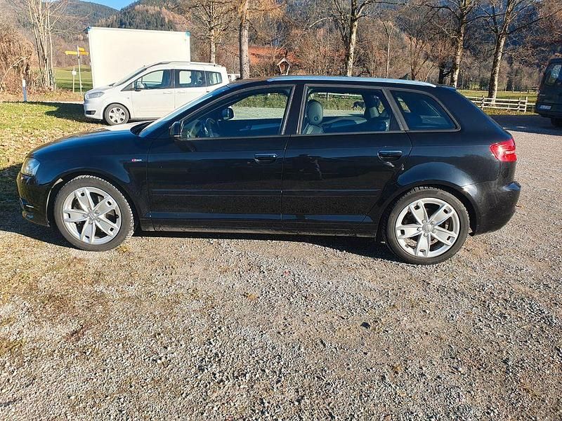 Gebraucht Audi A3 S-Line 140 PS (102 kW) 2012 Schwarz Kleinwagen