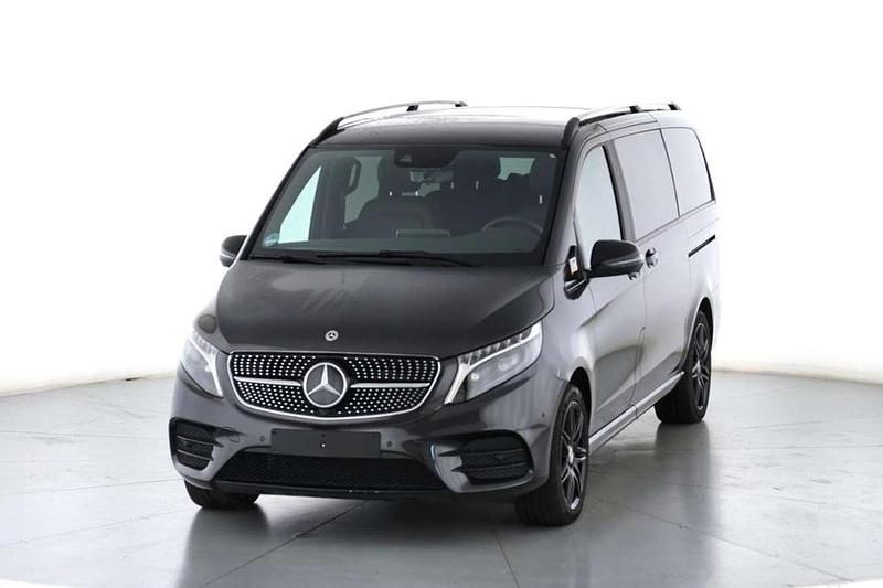 Grau Gebraucht 2023 Mercedes V300 Exclusive Van / Kleinbus | 86.870 € - Bild 1/4