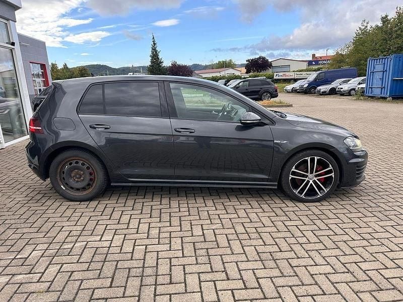 Gebraucht VW Golf VII GTD 184 PS (135 kW) 2015 Grau Limousine