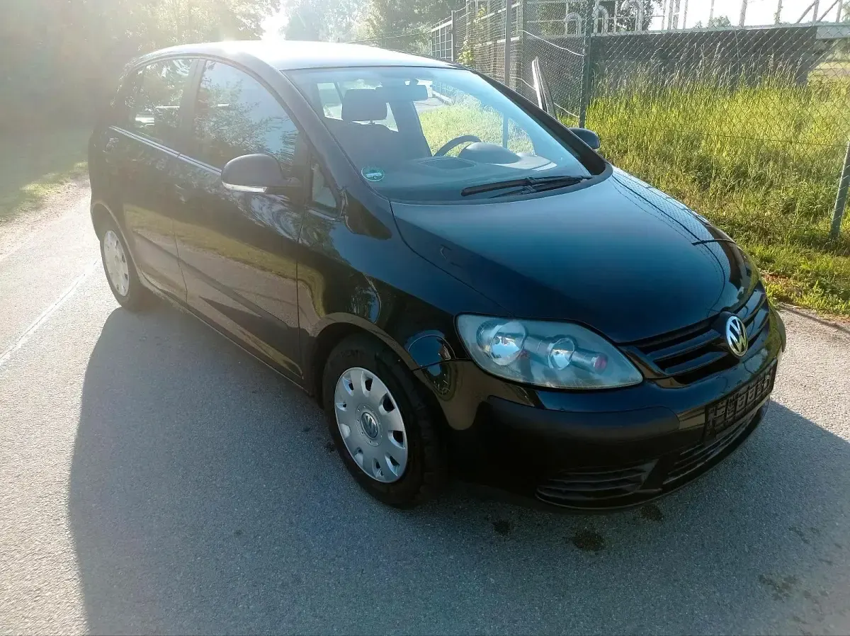 Gebraucht VW Golf IV 75 PS (55 kW) 2005 Schwarz Limousine