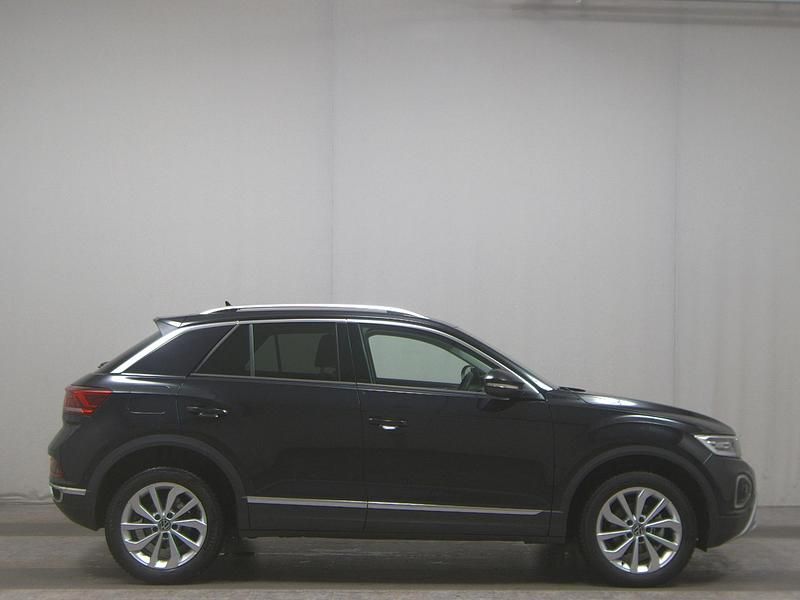 Schwarz Gebraucht 2025 VW T-Roc Pro SUV | 19.980 € (Etwas zu teuer) - Bild 1/4
