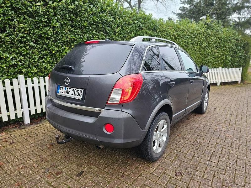 Gebraucht Opel Antara Design Edition 163 PS (119 kW) 2013 Grau SUV