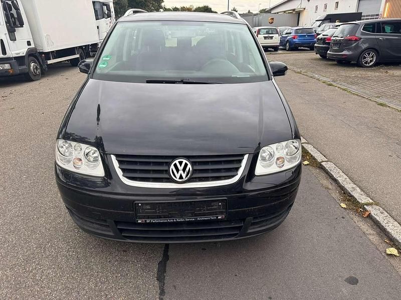 Schwarz Gebraucht 2006 VW Touran Trendline Van / Kleinbus | 950 € (Superpreis) - Bild 1/4