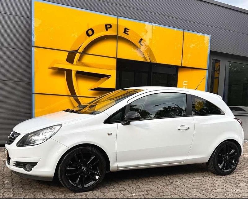 Gebraucht Opel Corsa 87 PS (63 kW) 2010 Weiß Kleinwagen