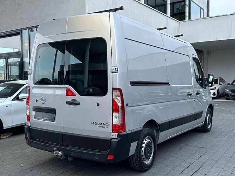Gebraucht Opel Movano 136 PS (100 kW) 2021 Brillantsilber Van