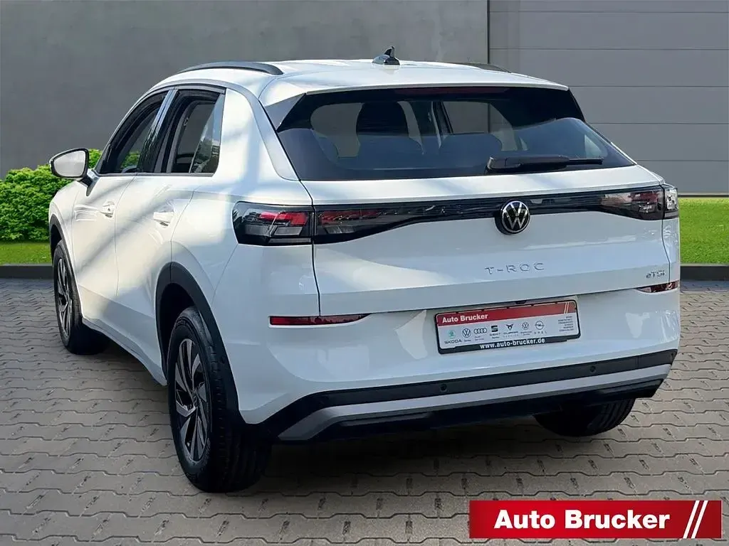 Neu VW T-Roc Life 116 PS (85 kW) 2026 Pure white SUV