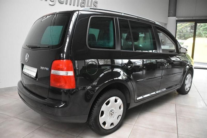 Gebraucht VW Touran 150 PS (110 kW) 2004 Schwarz Van / Kleinbus