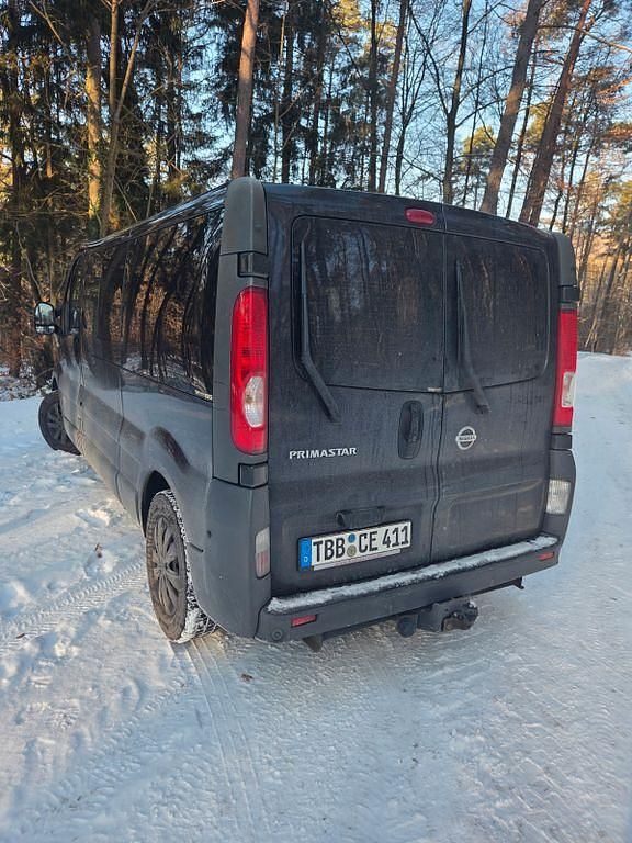 Schwarz Gebraucht 2014 Nissan Primastar Van / Kleinbus | 11.500 € - Bild 1/4