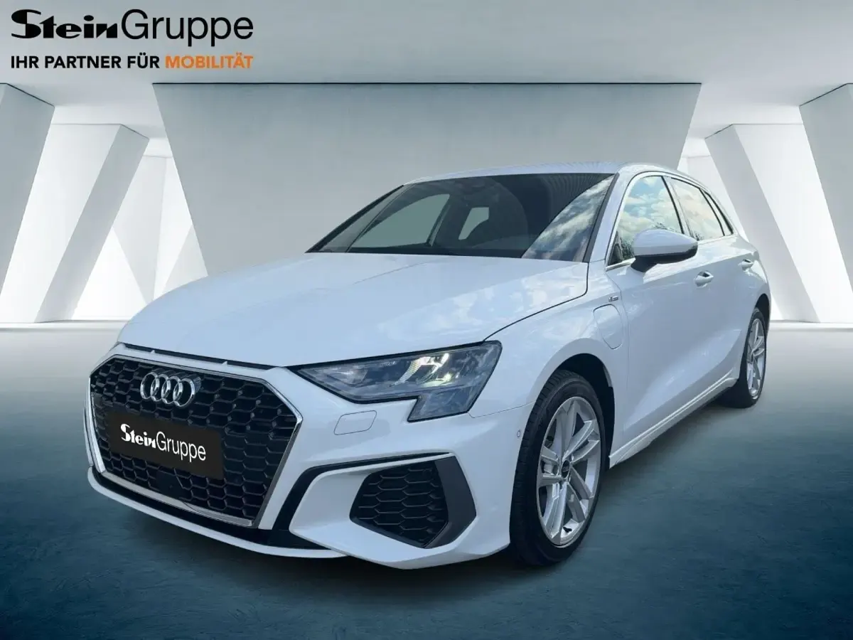 Gebraucht Audi A3 Sportback e-tron S-Line 204 PS (150 kW) 2022 Kleinwagen
