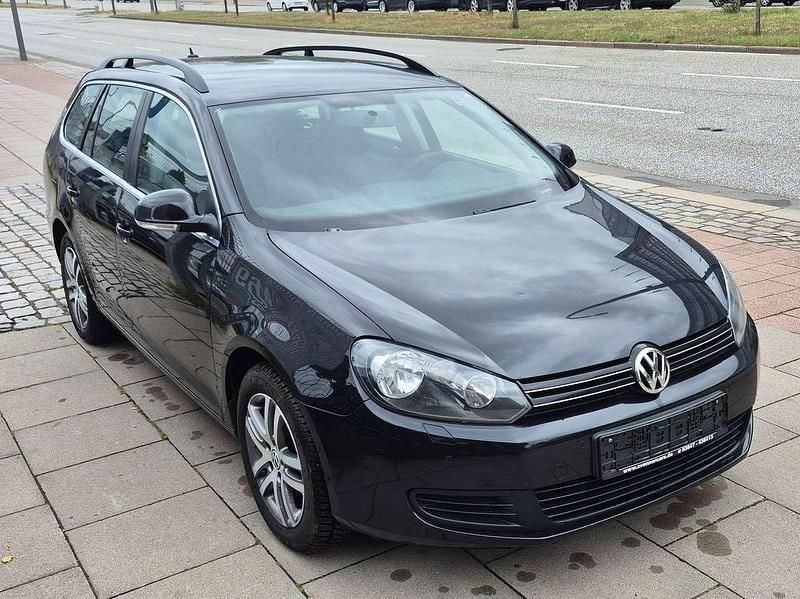 Deep black perleffekt Gebraucht 2010 VW Golf VI Comfortline Kombi | 3.600 € (Guter Preis) - Bild 1/4
