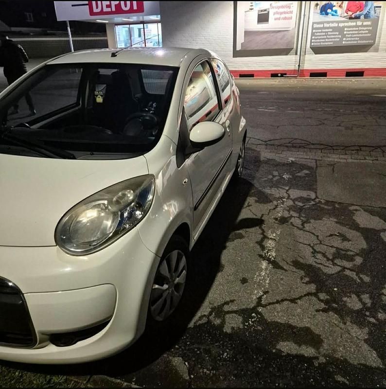 Gebraucht Citroën C1 68 PS (50 kW) 2011 Weiß Kleinwagen