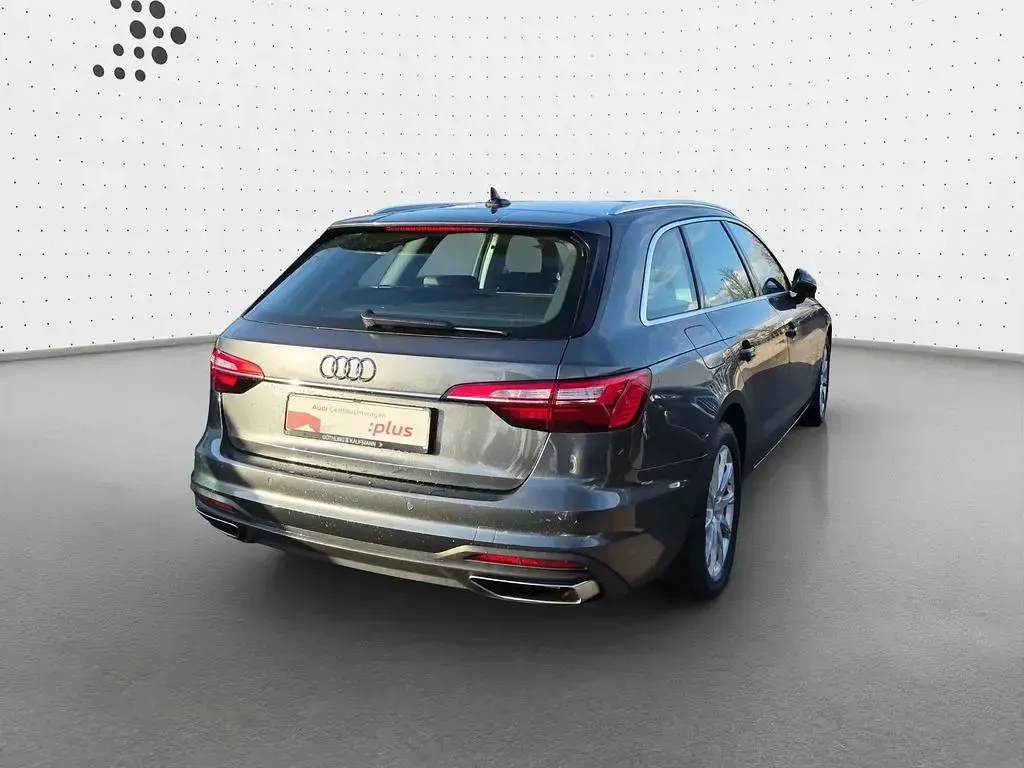 Gebraucht Audi A4 Sport 204 PS (150 kW) 2022 Individuallackierungen audi ex Kombi